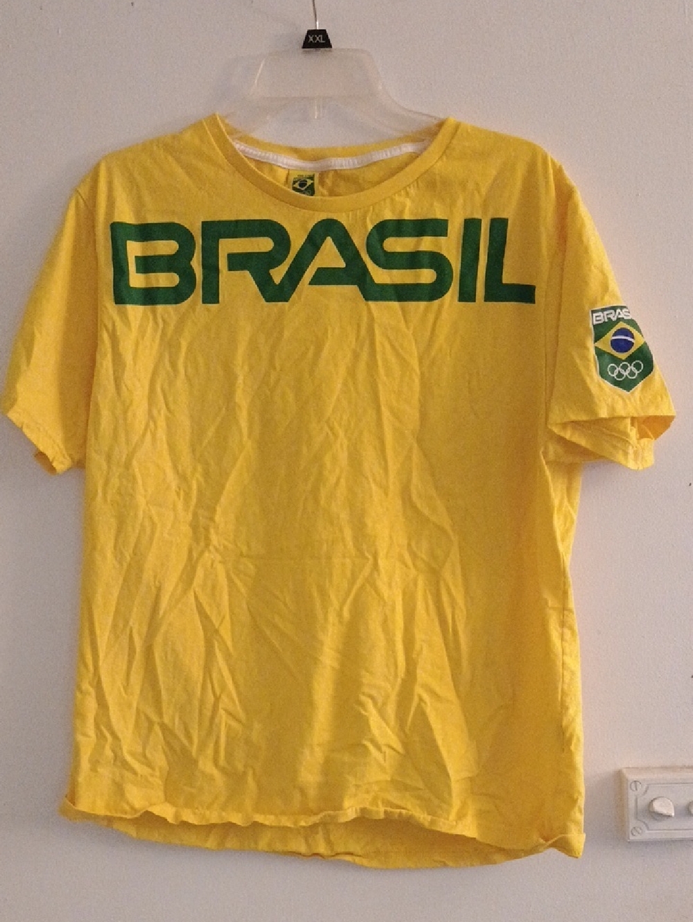 Brasil Short-Sleeve Crewneck Tee